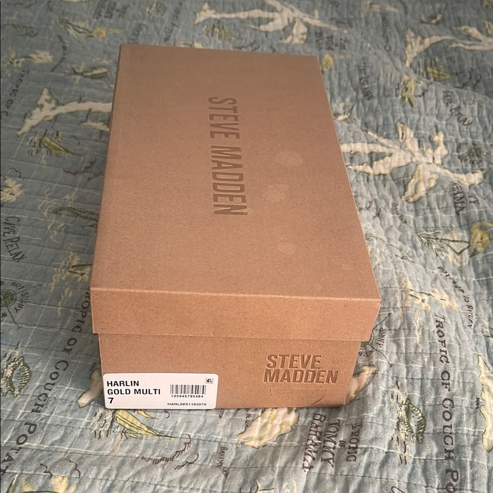 NIB Steve Madden Gold Jelly Heels - Picture 6 of 6